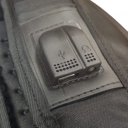 Рюкзак городской Swiss Bag 8810-1 с дождевиком 503325 см 32 литра с USB и AUX выходами Чёрный