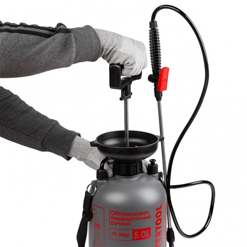 Пневматический опрыскиватель ручной, 5 л. INTERTOOL FT-9005