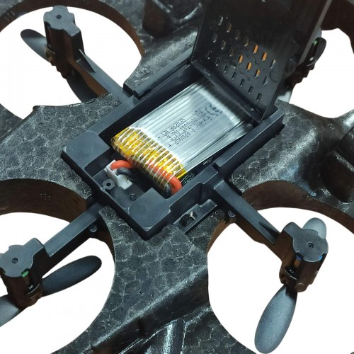 Радиоуправляемый самолет истребитель на пульте управления H36 4 пропеллера