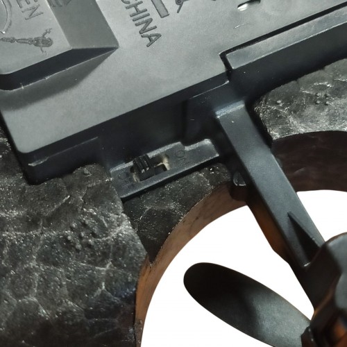 Радиоуправляемый самолет истребитель на пульте управления H36 4 пропеллера